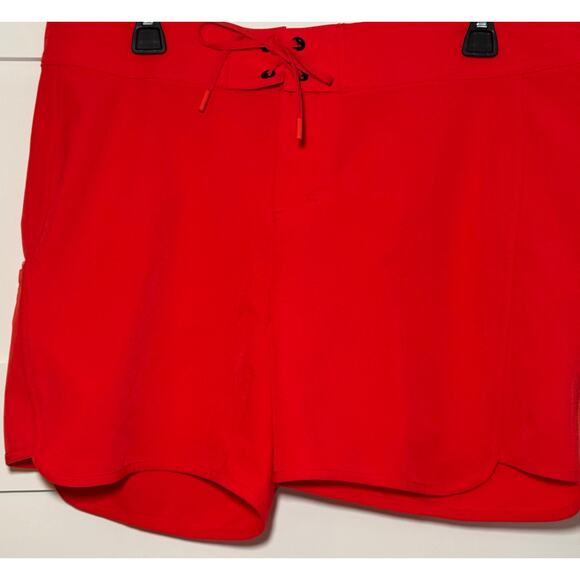 Athleta Board Shorts Red Drawstring Pockets Athletic Swim Outdoors Women's 12 - Picture 1 of 14